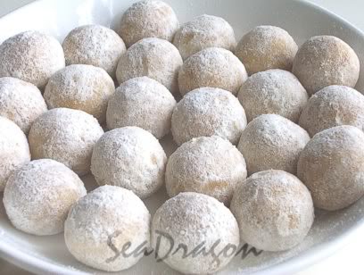 kuih_momo04